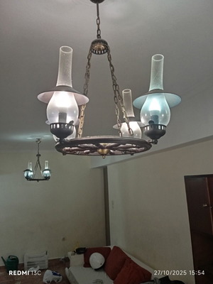 Φωτιστικό οροφής μεταχειρισμένο