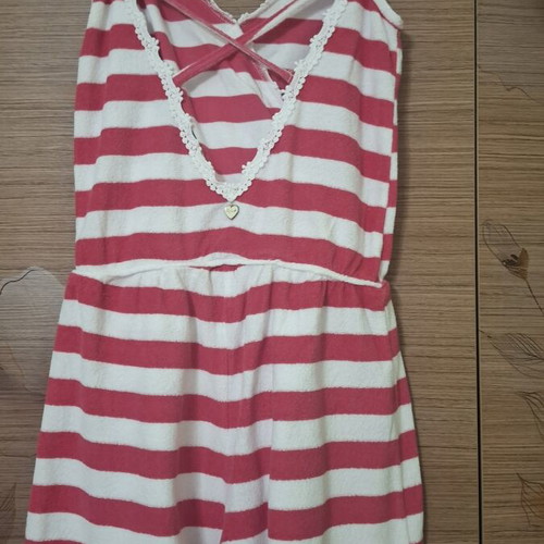 Lynne terry striped romper white and red like new