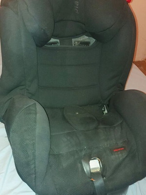 Baby car seat used with isofix, sturdy construction