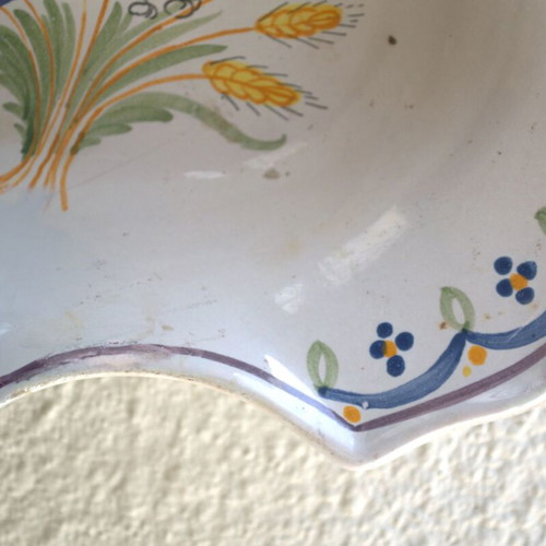 French Faience Barber's Bowl 18th Century used, hand-painted
