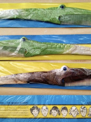 Proplast Greek hair combs used, crocodile design, pack of two