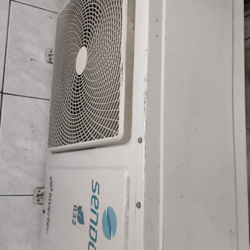 Sendo Inverter Air Conditioner 18,000 BTU like new