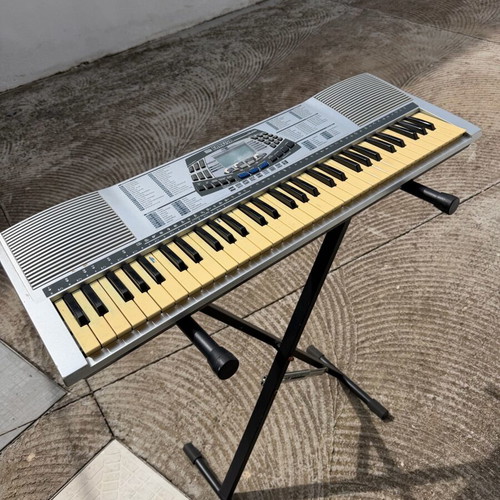 Farfisa keyboard used