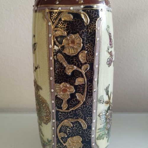 Vintage Royal Satsuma porcelain vase, like new