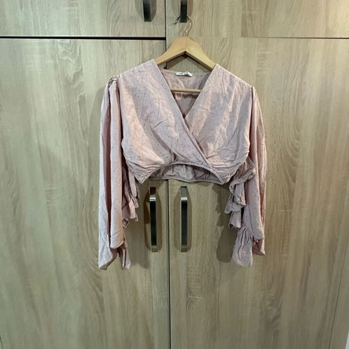 Crop top Jerkins like new, dirty pink with ruffle sleeves