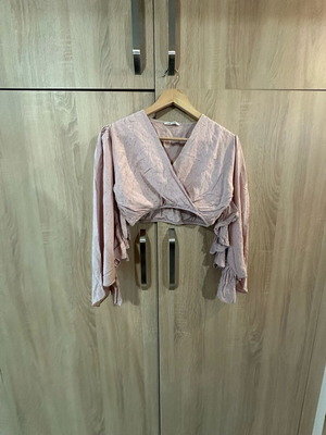 Crop top Jerkins σαν καινούργιο, dirty pink με φραμπαλά μανίκια