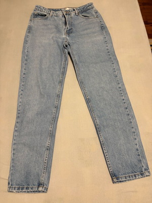 Bershka jeans size 36 like new, blue