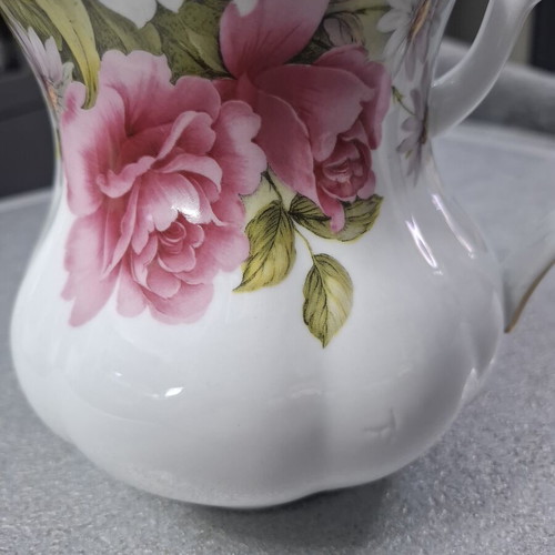 Vintage Limoge Royal Porcelain Teapot with Floral Design and Gold Details 20cm
