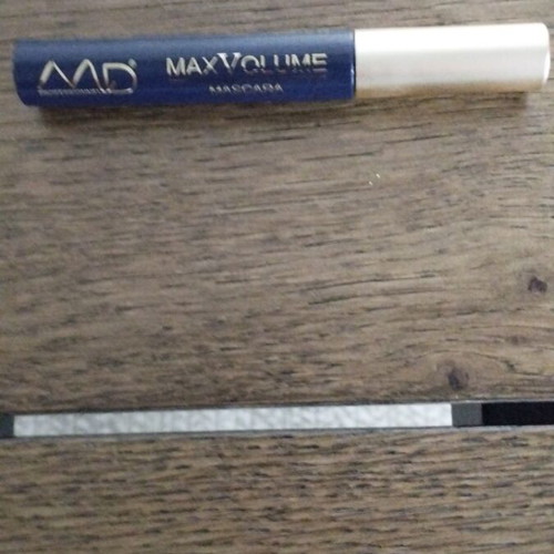 MD mascara black new for maximum volume