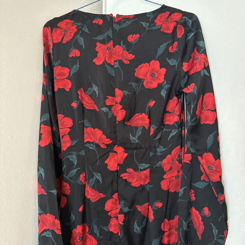 Pink Woman midi floral dress with knot like new, black with red flowers