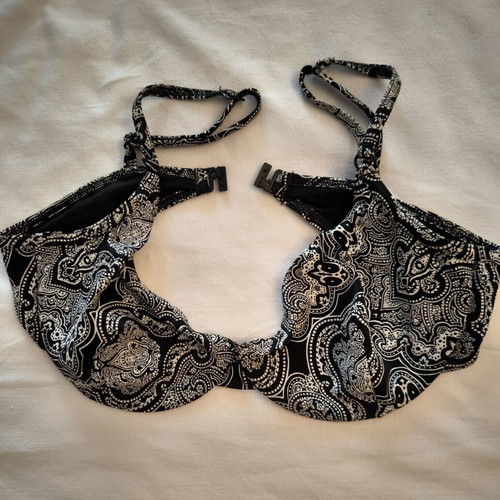 Bikini top Marks & Spencer new, black and white, size UK 34D