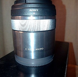 Sony Lens E-Mount 30mm F/3.5 Macro