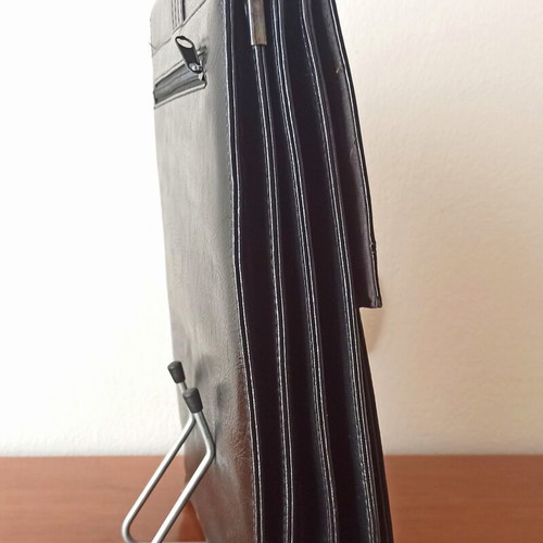 Men's leather briefcase vintage style black like new