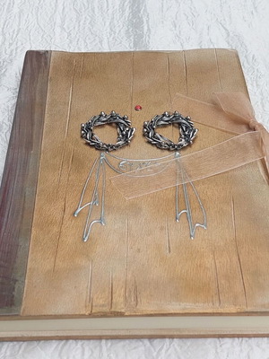 Handmade wedding guest book 150 pages with leather spine and wooden cover new