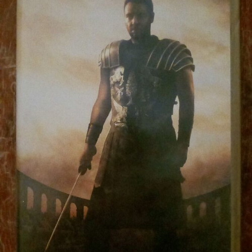 Gladiator video cassette like new