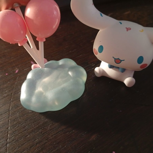 Miniso x Sanrio Cinnamoroll Figure with Acrylic, like new 2nd Anniversary