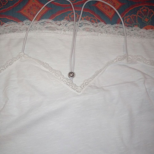 White mako top new with lace and spaghetti straps
