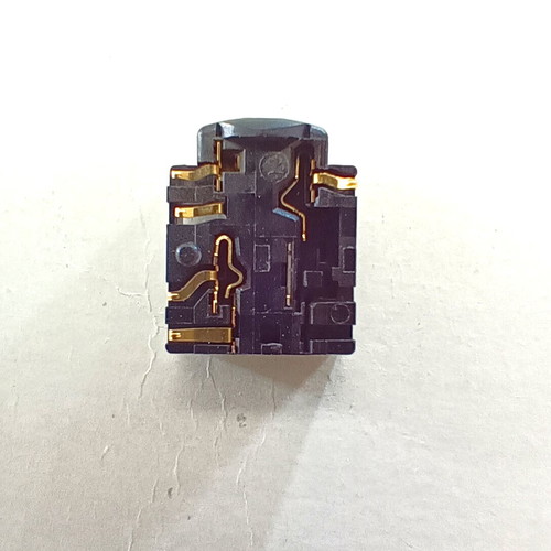 Xbox controller headphone jack like new for model 1914