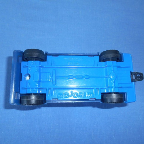 Majorette Ambulance used 1/36 scale white-blue-red