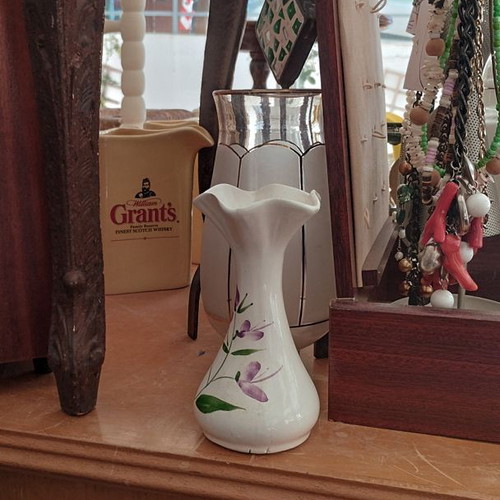 Vintage ceramic vase hand-painted like new