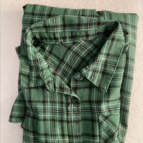 Long checkered shirt like new, green and black, size S