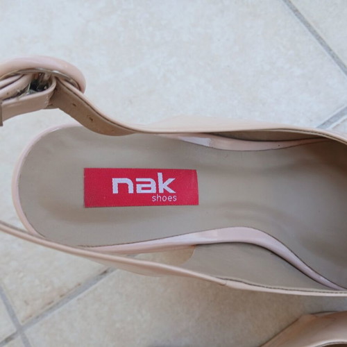 Nak nude platform sandals with strap, size 38
