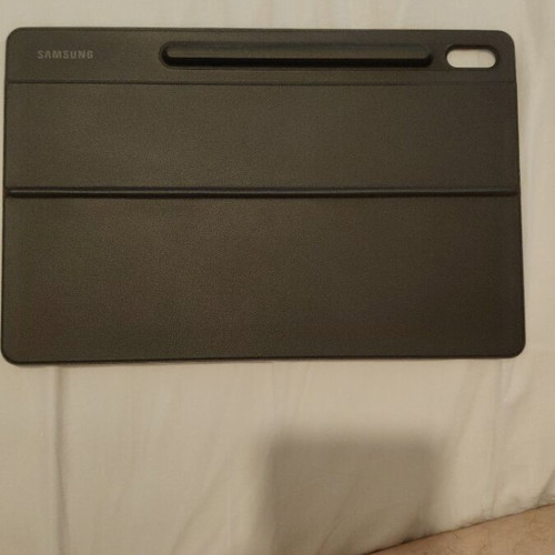 Samsung Galaxy Tab S7+ cover keyboard with S Pen