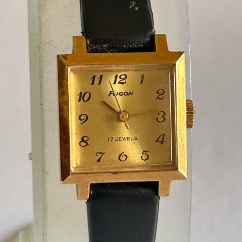 Ricoh Vintage Lady’s Watch Made in Japan Like New