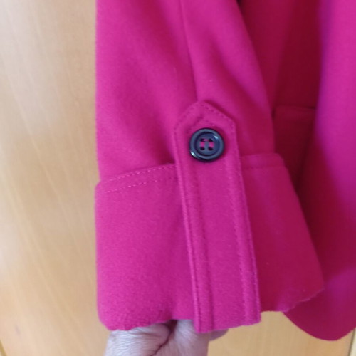 Women's fuchsia short coat Editions size 16 like new