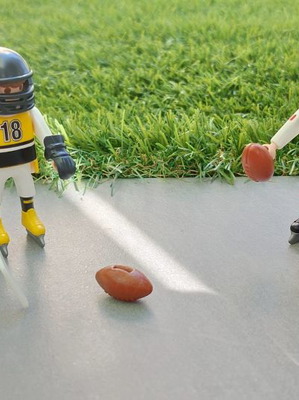 Playmobil 5 αθλητές μεταχειρισμένοι με μπάλες και τέρματα