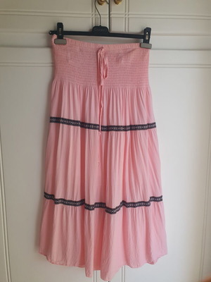 Attrattivo maxi skirt like new, pink color