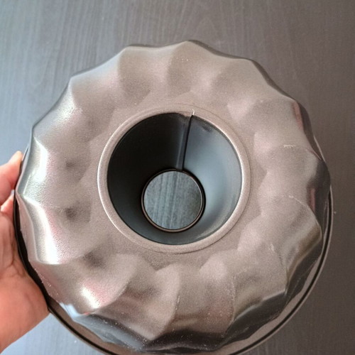 Metal Cake Mold used, kitchenware