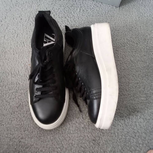 Zara sneakers size 38 black like new