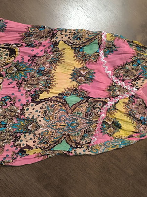 Bohemian style top small size like new, pink multicolor