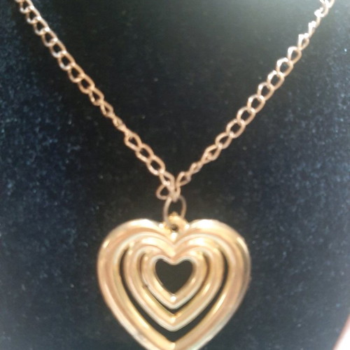 Long necklace used with heart pendant