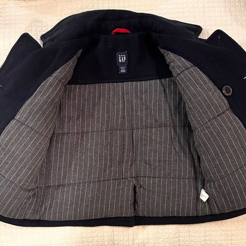 Gap wool coat for boy 3 years like new, black