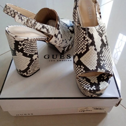 Guess Calees women's sandals with animal print, size 38