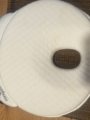Baby pillow for plagiocephaly prevention and correction