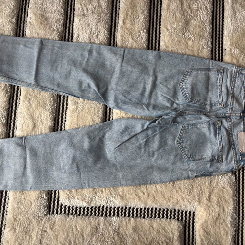 Zara jeans slim and straight fit like new, blue and pink