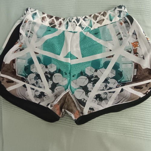 Marina Vernicos shorts medium, like new, multicolor with back pocket