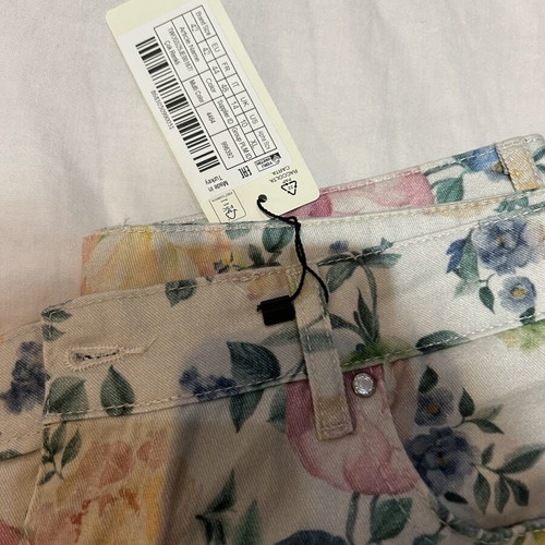 Jeans with floral patterns, new, size XL