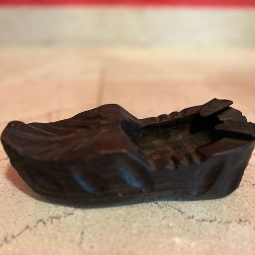 Wooden cigar ashtray like new from Congo