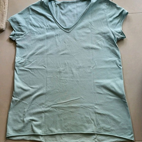 Vintage 100% cotton T-shirt like new, Made In Italia, size M
