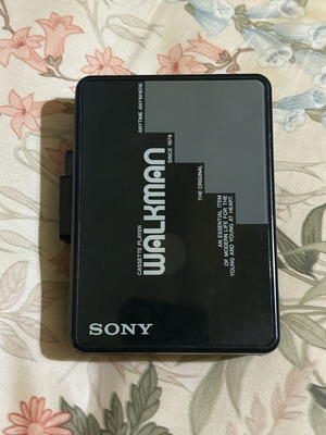 Sony Walkman WM-B10 portable cassette player used, 1988 model