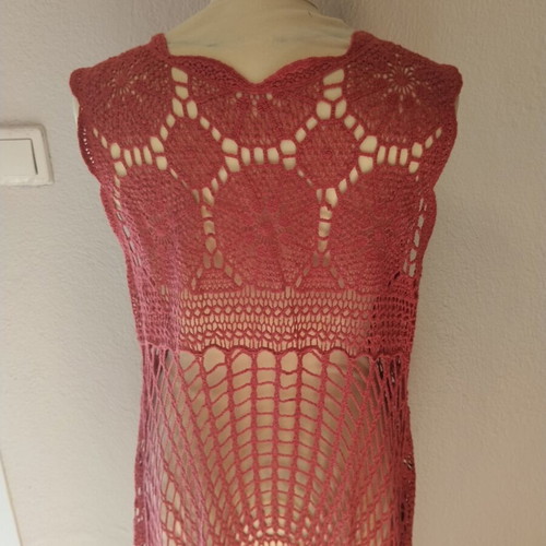 Bordeaux knitted blouse with asymmetric hem used