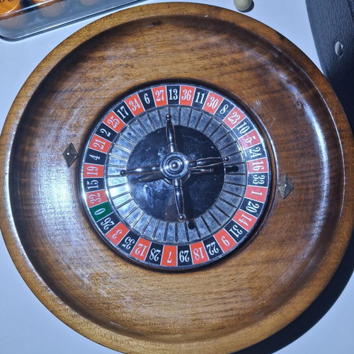 Home Casino Compact roulette wooden with aluminum case like new