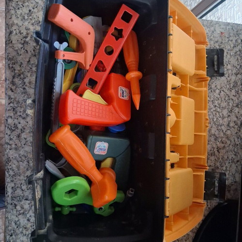 Toy toolbox like new
