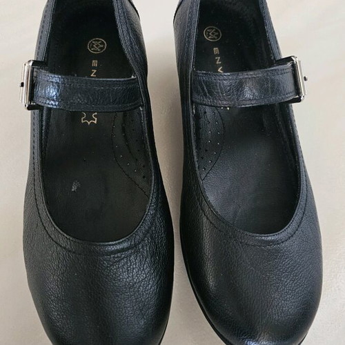 Envie leather ballerinas with 5cm heel, like new, size 39, black
