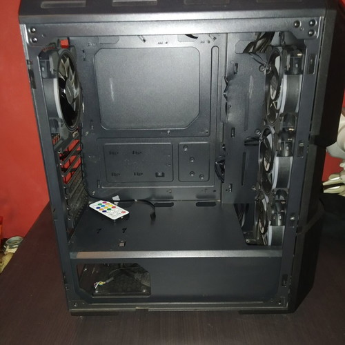 Cougar MX440-G RGB Case with 6 Alseye Halo 4.0 RGB Fans like new