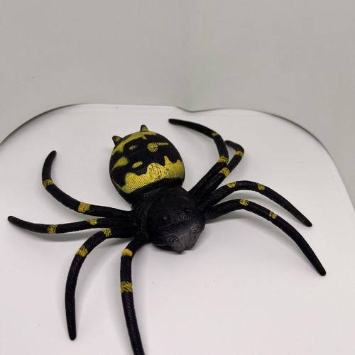 Halloween rubber spider like new